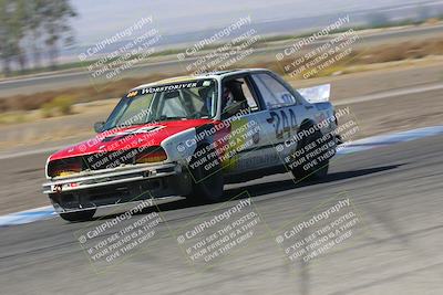 media/Oct-01-2022-24 Hours of Lemons (Sat) [[0fb1f7cfb1]]/10am (Front Straight)/